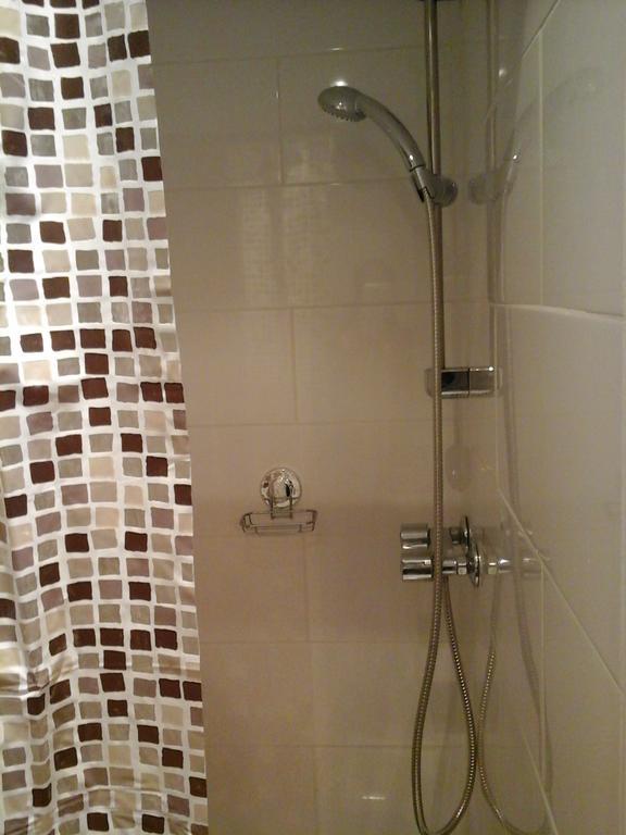 Appartement Beau Studio Noisy-Le-Grand Chambre photo